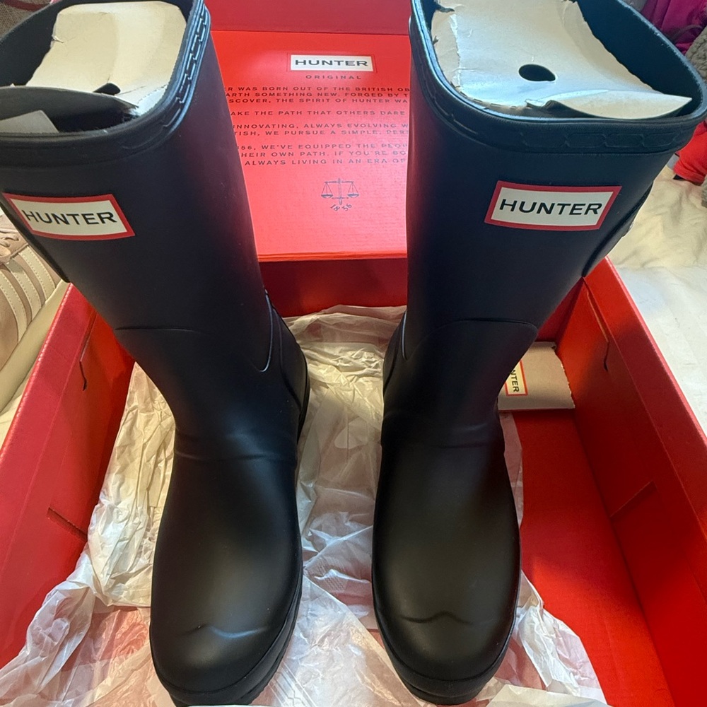 Hunter midi boots nwt